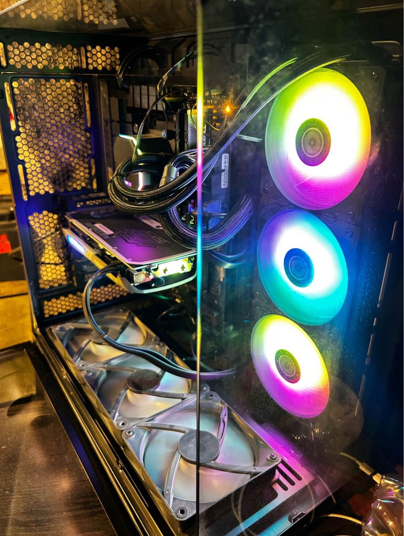 High-End Gaming/Streaming PC – Ryzen 7 7800X3D / RTX 4070 Super