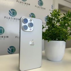 iPhone 15 Pro Max Unlocked 256Gb Silver Color Good Condition 