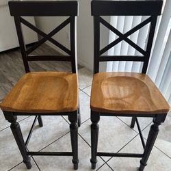 Wooden countertop chairs