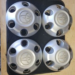 Toyota hubcaps 2013 model OEM