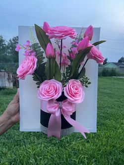Decorative bouquet pink