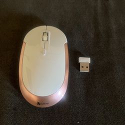 Iclever Rose Gold Gaming Mouse Wireless In Excellent Condition