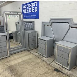 New Grey Bedroom Set (King/Queen/Full)