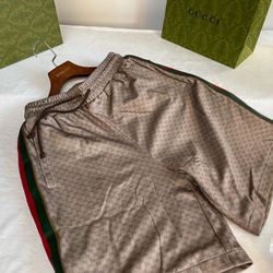 Gucci Short For Men Size Large