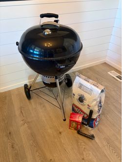 Weber Master-Touch 22” Charcoal Grill – Lightly Used