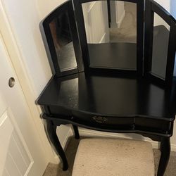Makeup Vanity Used