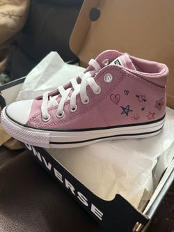 Free Girls Converse