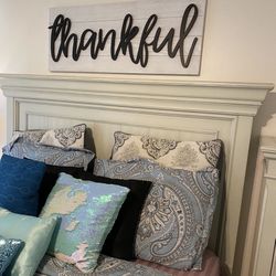 Queen Size Bedroom Set 