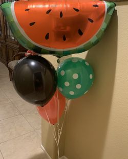 Watermelon balloons 🍉🎈 21”