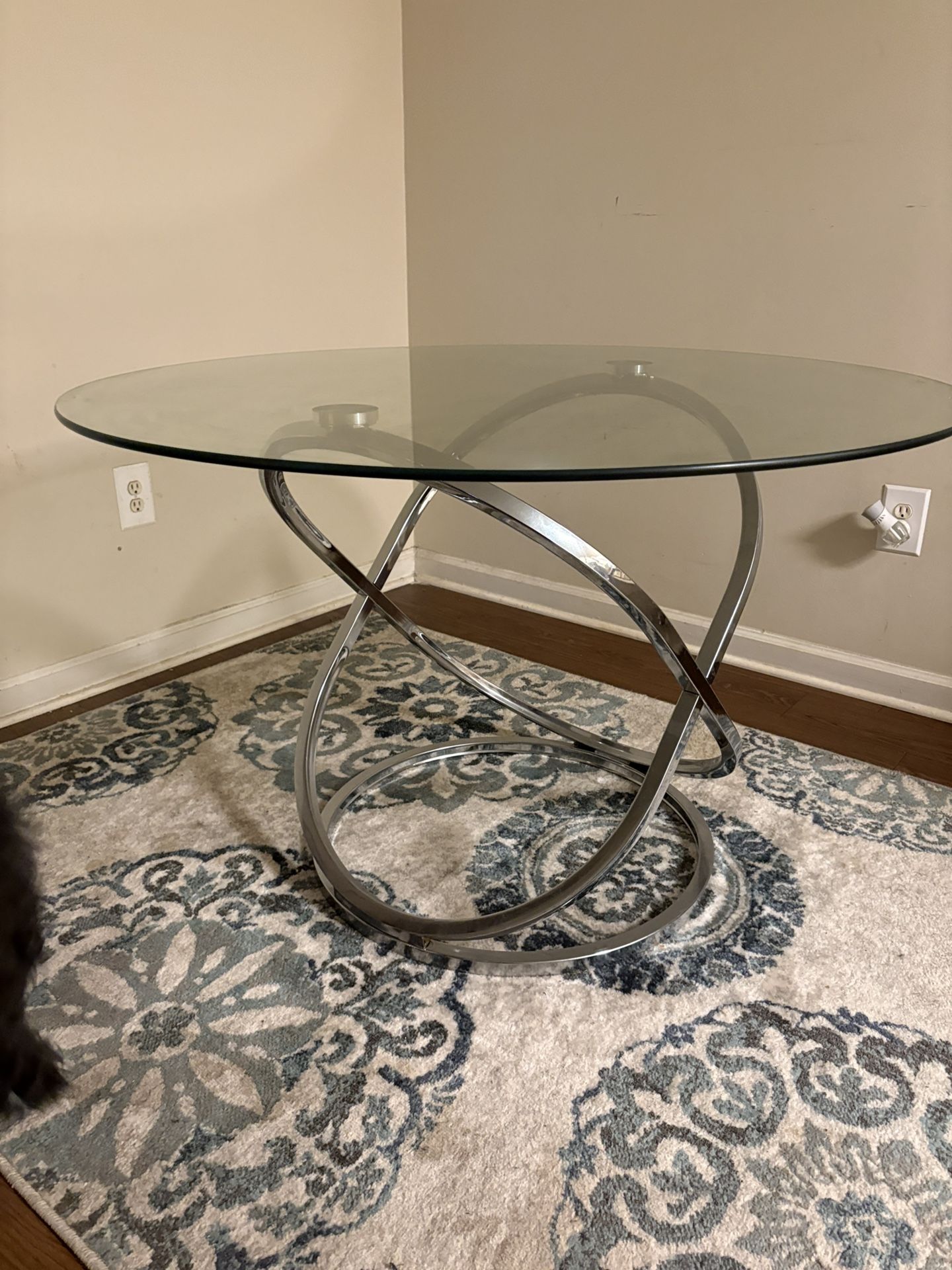Glass Table For Sale No Cracks Very Sturdy 