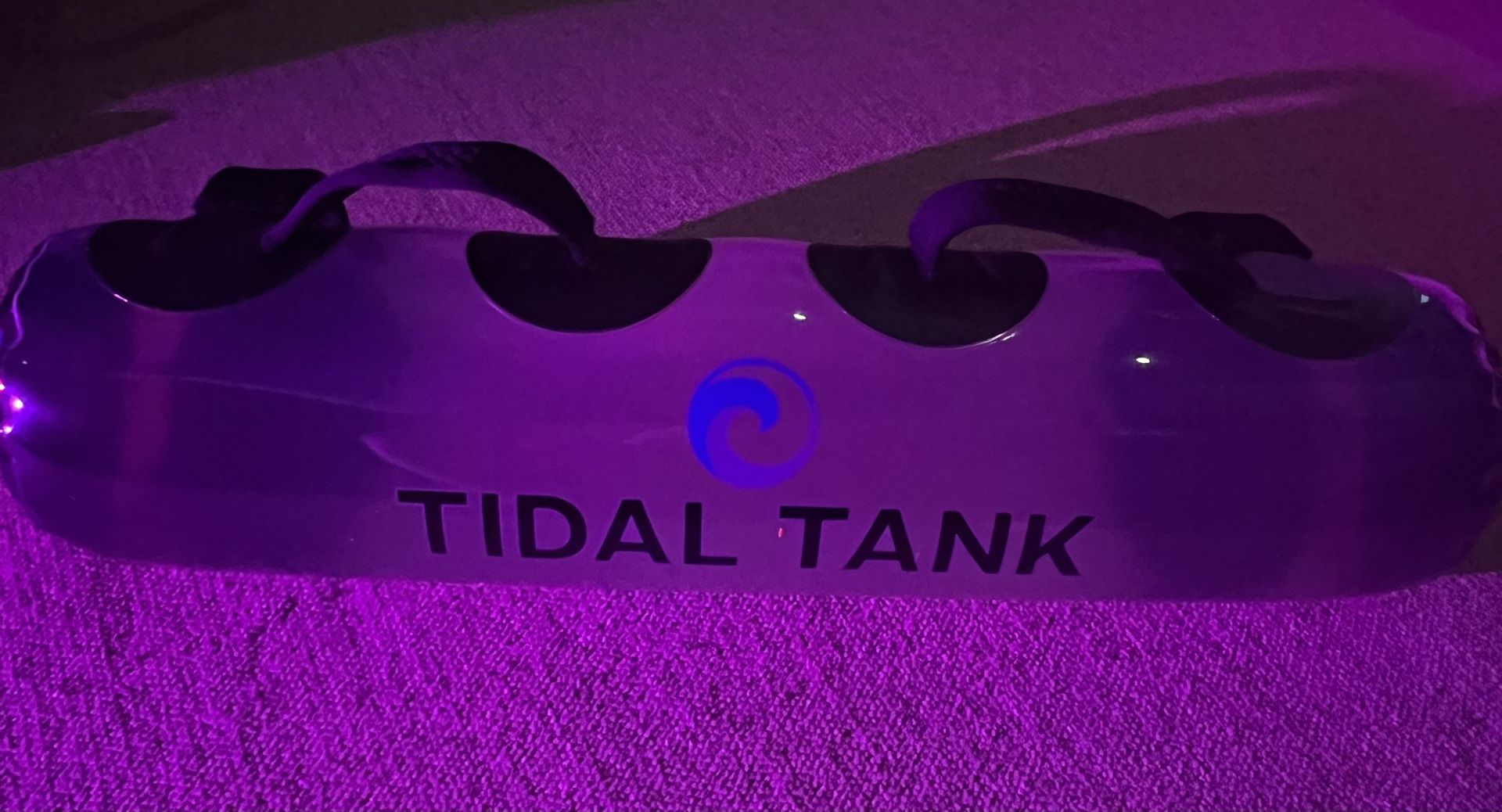 Tidal Tank 40 LB