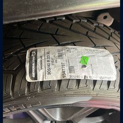 235/55R19 And 305 /40R23