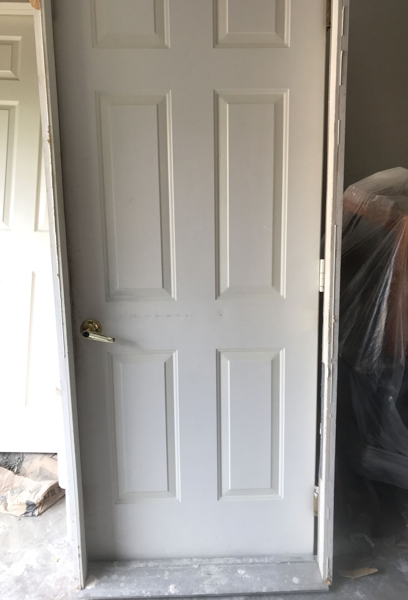 Metal garage entry door w/frame fire retardant. 32x80 RH for Sale in La