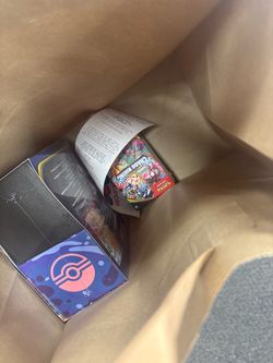 Chaos rising ETB Pokemon