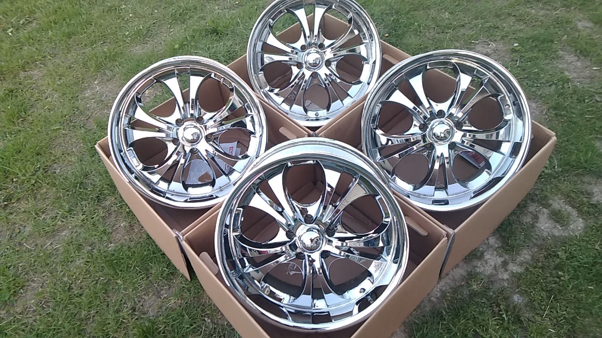 20 in boss 304 rims