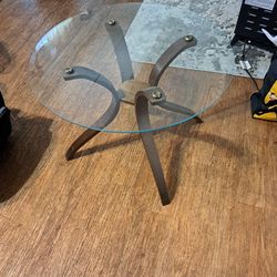 26" Round Glass Table 