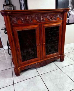 Solid Wood Cabinet Bar