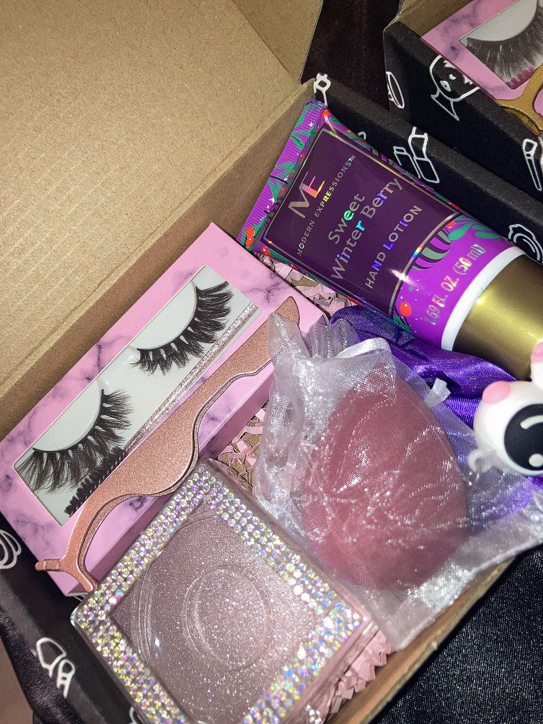 Holiday gift box | Eyelash Beauty box