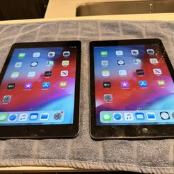 Two Apple iPad Air 32 GB A1474