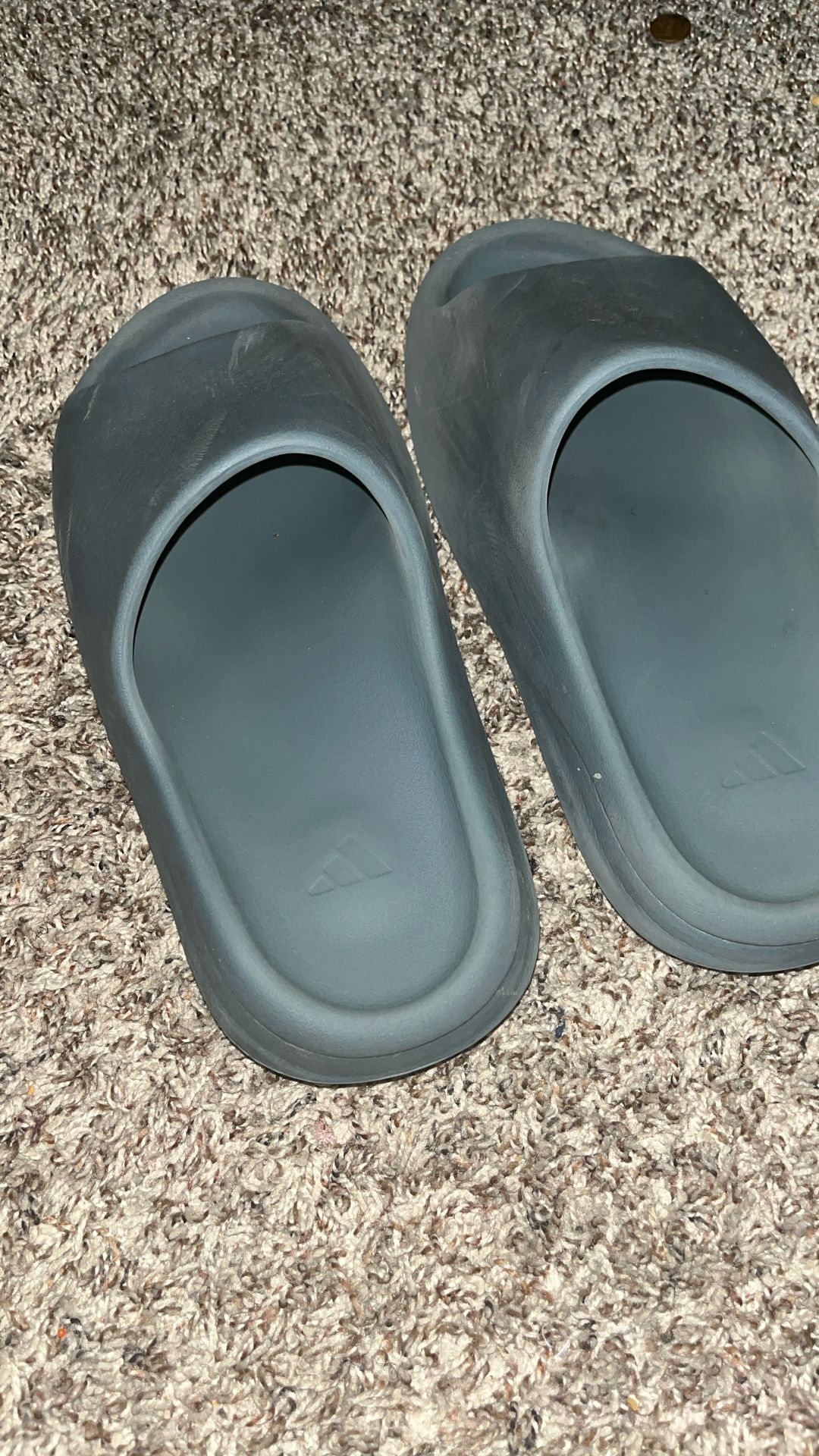 Yeezy Slide Grey