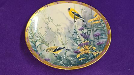 1992 Lenox "Golden Splendor" collector plate from the Nature's Collage https://offerup.com/redirect/?o=Y29sbGVjdGlvbi5JdA== features artwork by Cather