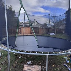 Trampoline 