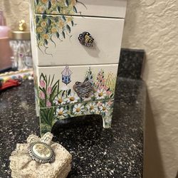 vintage jewelry and ring box