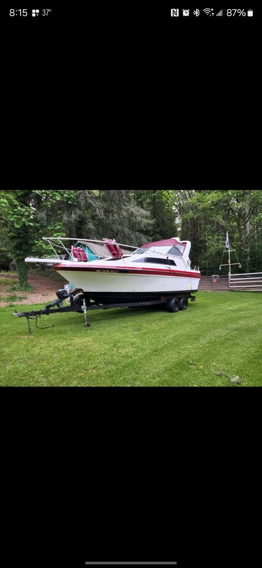 1986 Bayliner Sierra – Classic Cruiser with Modern Upgrades