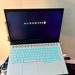 Alienware M15 R3 Gaming Laptop 