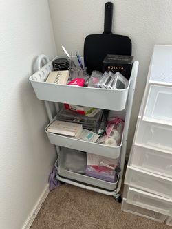 Lash supplies