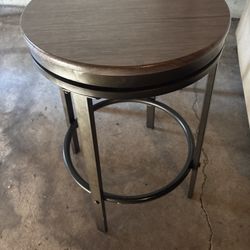 1 Wood Swivel Stool Good Condition 