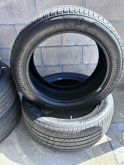 255/50/20 used tires (2)