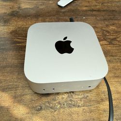 Mac Studio M4-PRO CHIP