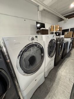 Maytag Front Load Washer and Dryer Set