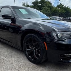 2022 CHRYSLER-300 