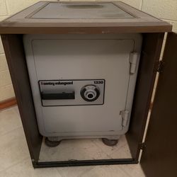 Sentry Valueguard 1330 Fire Resistant Safe