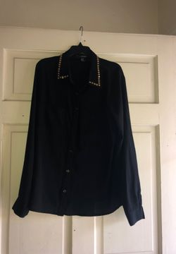 Used women’s forever 21 shirt size medium