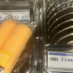 🎨 Painting Supplies – Rollers & Trays – $10