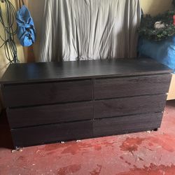 Long dresser And 2 Night Tables (IKEA)
