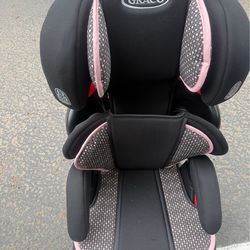 Graco/Evenflo Baby Car Seat – Good Condition