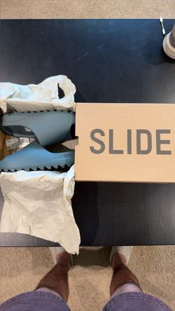 Yeezy Slide Slate Marine