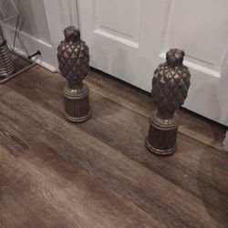 Two Piece Decor 