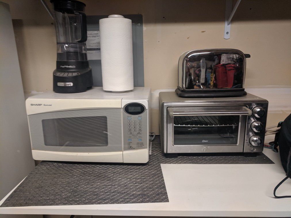 SIX kitchen appliances - microwave, blender, toaster, toaster oven, air fryer/convection oven, George foreman grill/panini press