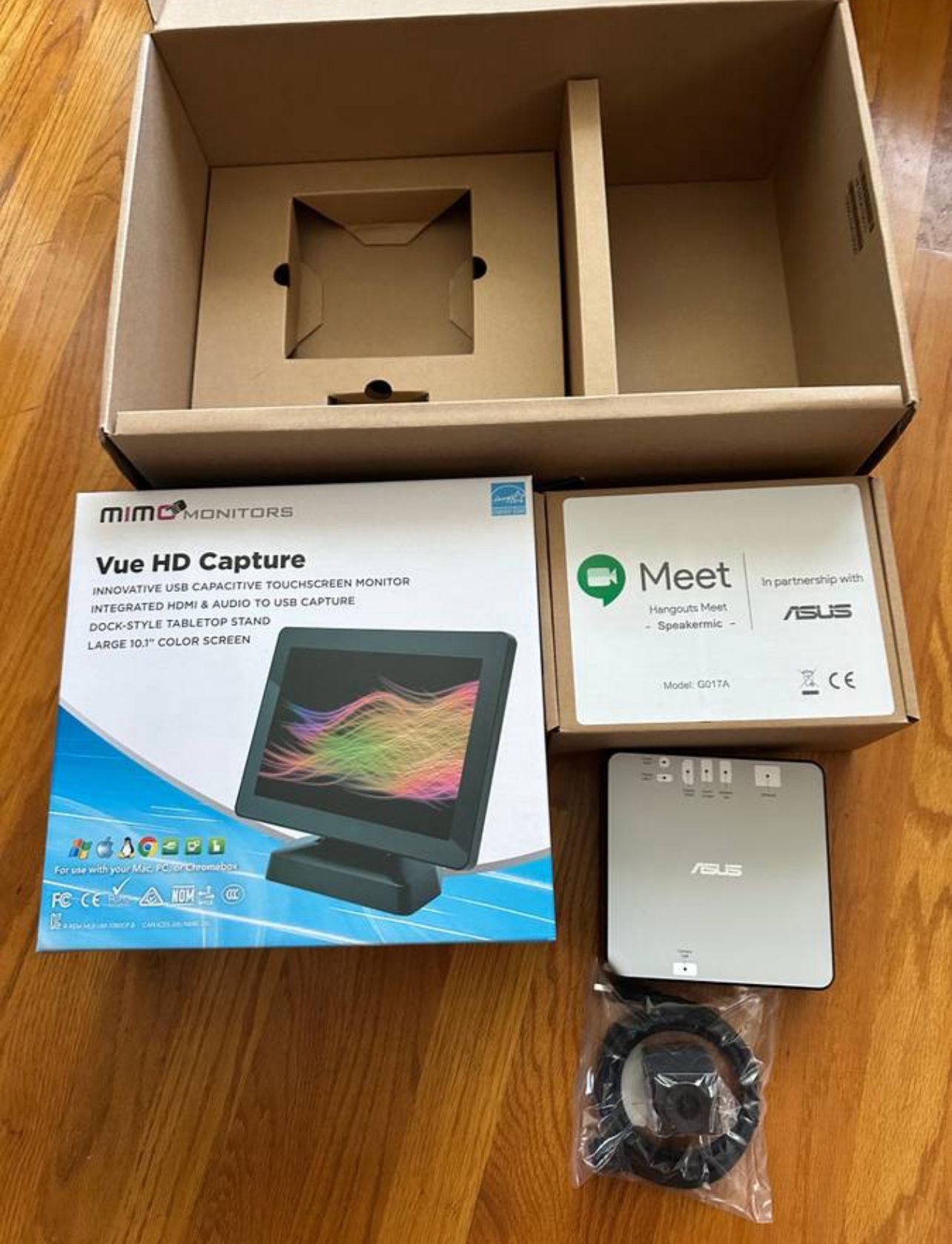 ASUS Google Meet Mini Desktop Chrome OS i7 8550U Quad Cores NVme 256Gb RAM 4Gb  - Firm Price - Work Great - No issue - Condition is 9.9/10  ASUS Googl