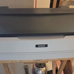 Epson 12000XL Model J331B Graphic Arts 2400 X 4800 DPI Flatbed Scanner 