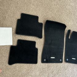 Mercedes Floor Mat Set Glk350