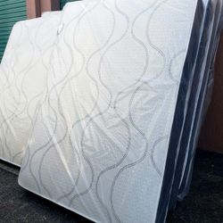 New QUEEN MATTRESS and BOX SPRING 2PC