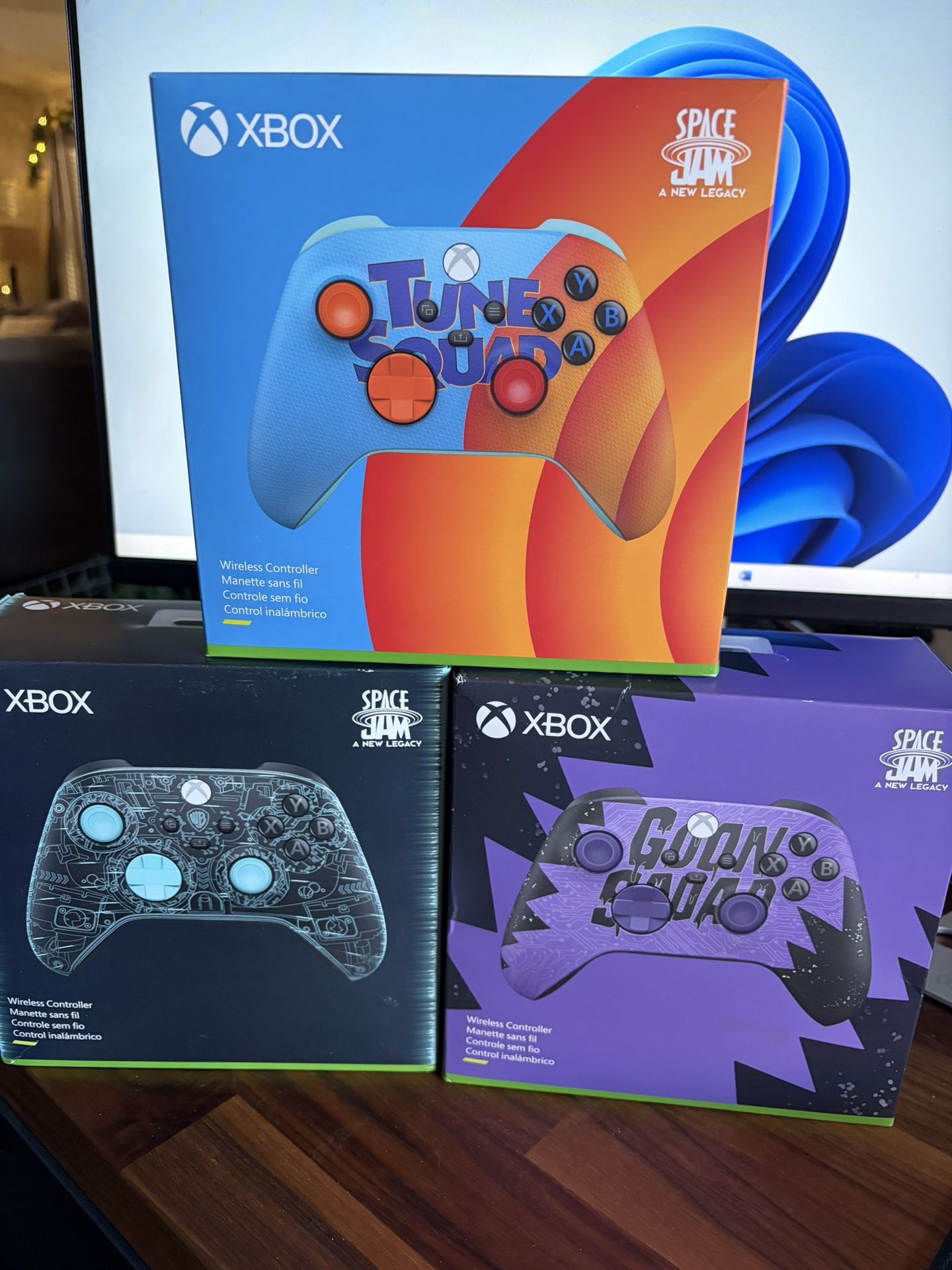 Xbox Space Jam Controller *brand New*