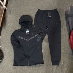 Nike Tech Fleece