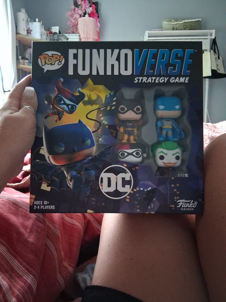 Pop FUNKO VERSE Strategy Game